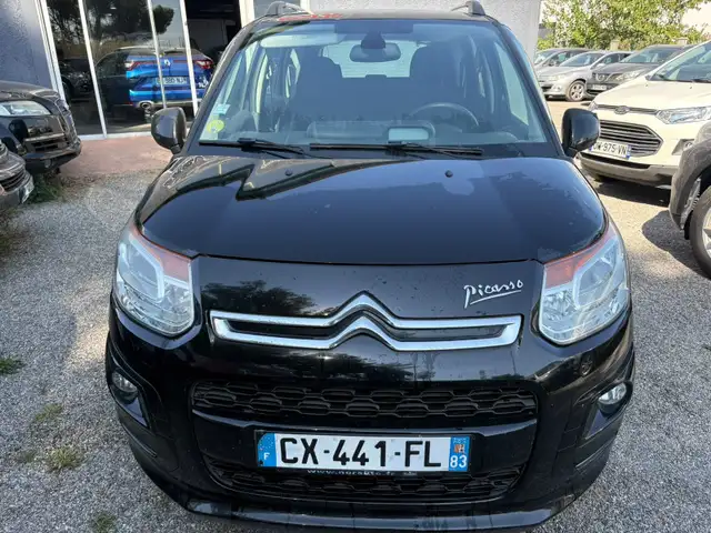 Citroen C3 Picasso view 2