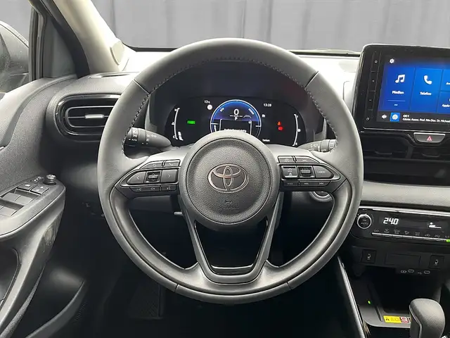 Toyota Yaris view 9