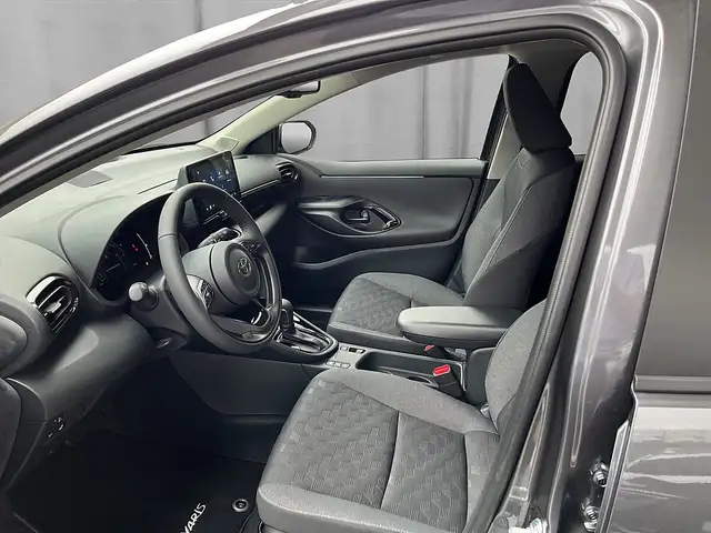 Toyota Yaris view 7