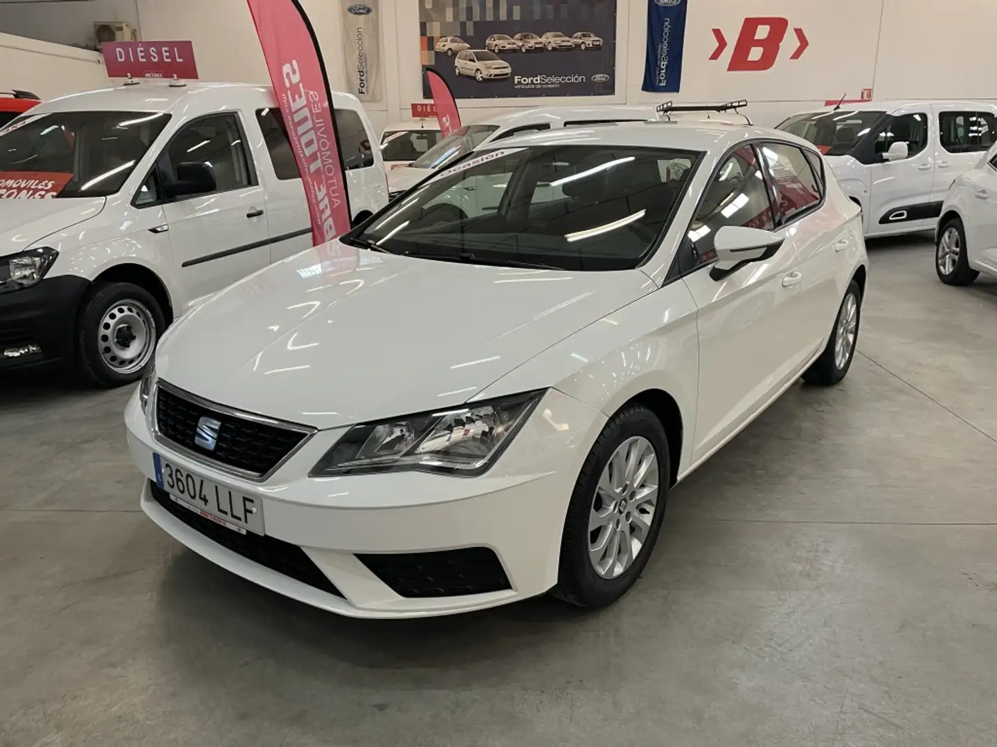 SEAT Leon 1.6TDI CR S&S Reference 115 Wit - 1