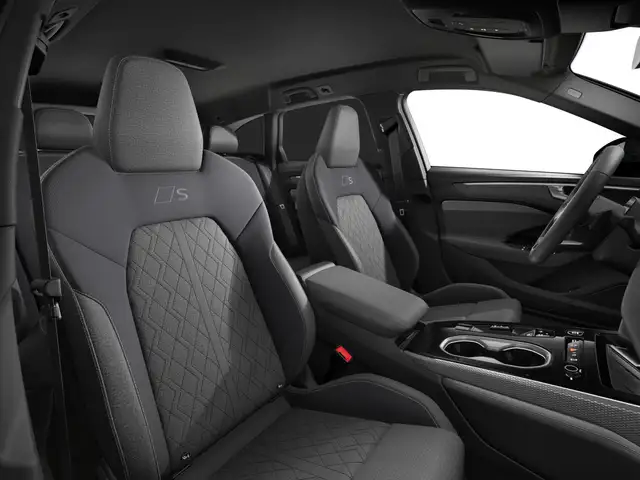 Audi A6 view 10