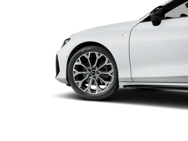 Audi A6 view 4