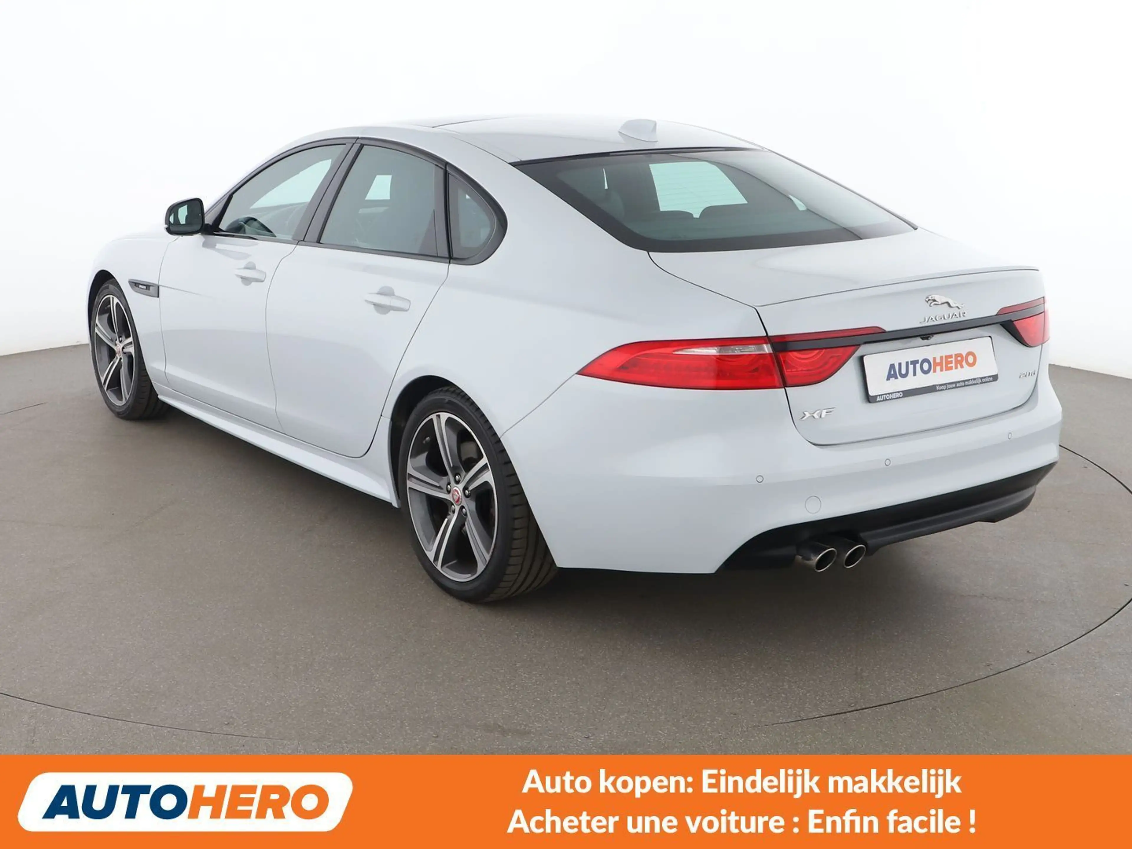 Jaguar XF 20d R-Sport — photo 4