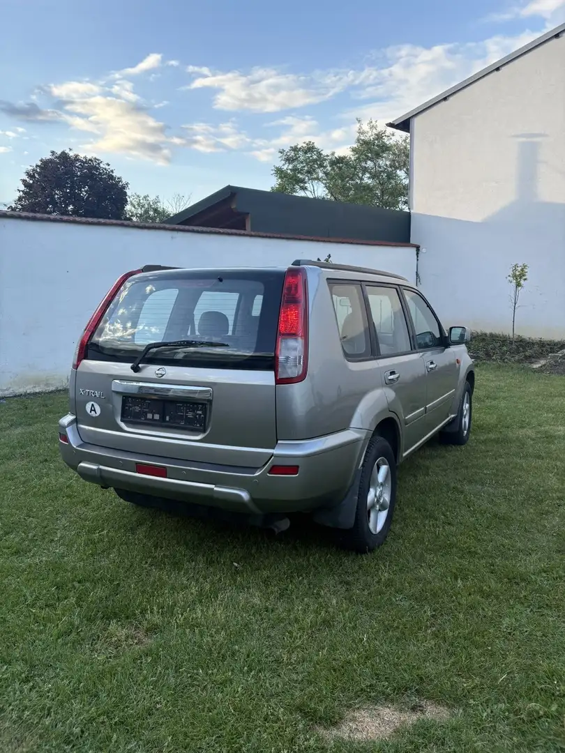 Nissan X-Trail Elegance 2,2 16V Common Rail TD - 1