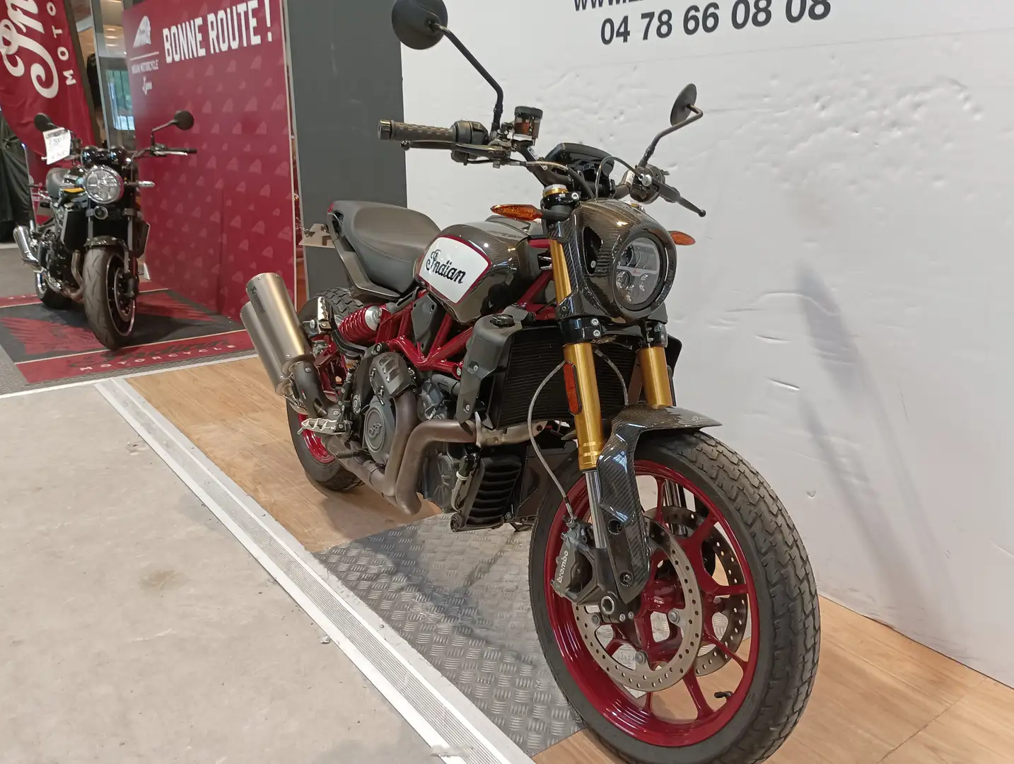 Indian FTR 1200 Roşu - 2