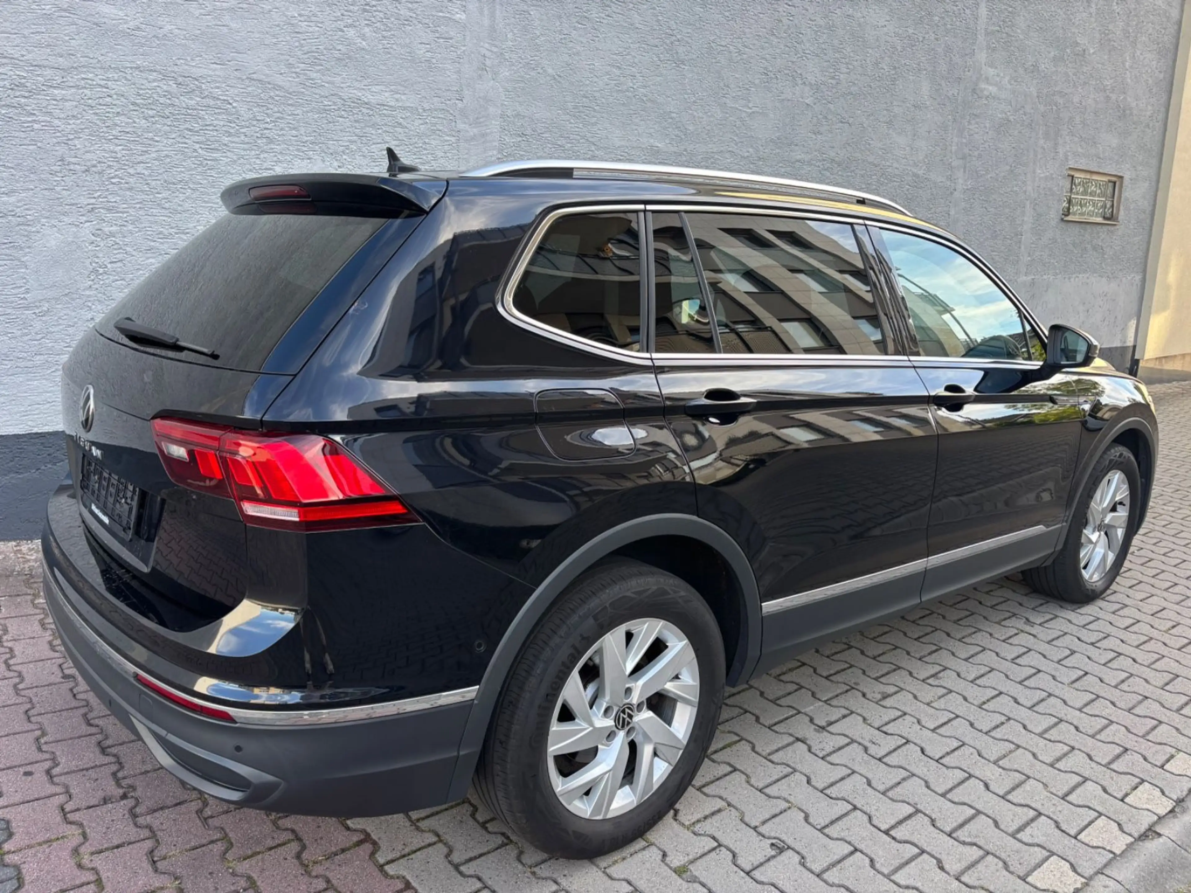 Volkswagen Tiguan Allspace /Life /7 Sitze /AHK/HEAD UP/DAB/ — photo 3