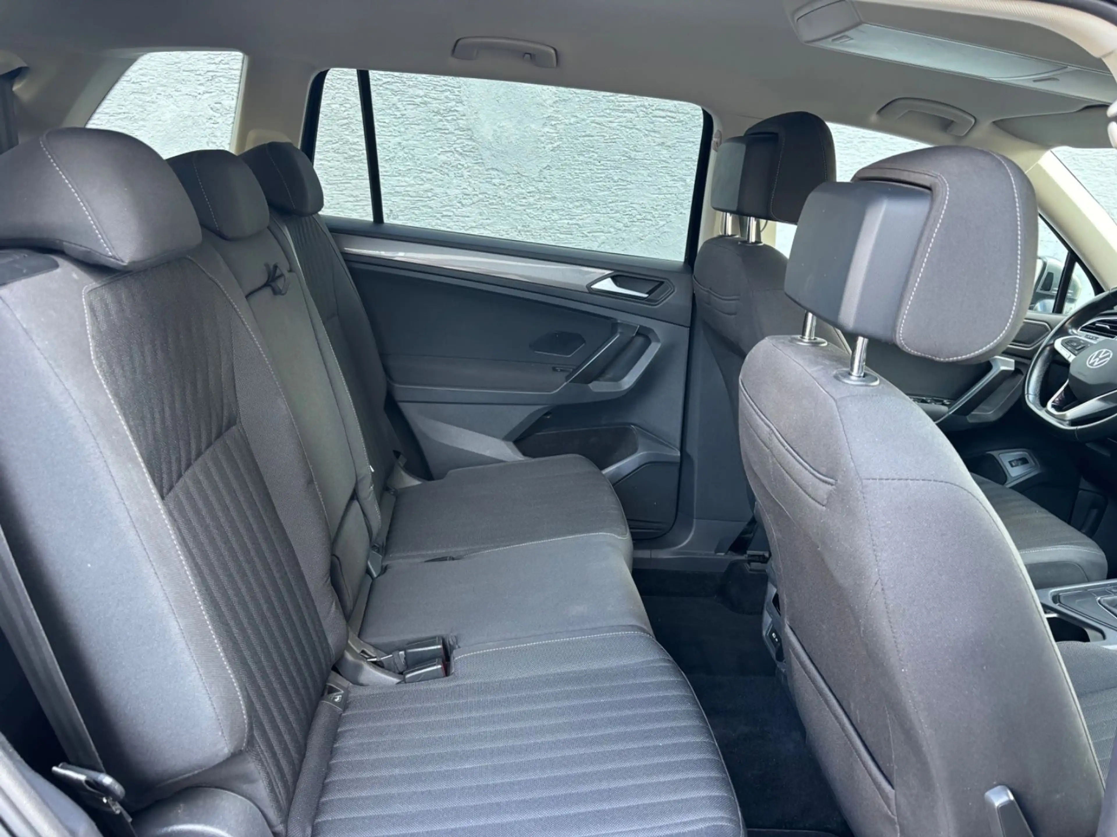 Volkswagen Tiguan Allspace /Life /7 Sitze /AHK/HEAD UP/DAB/ — photo 12