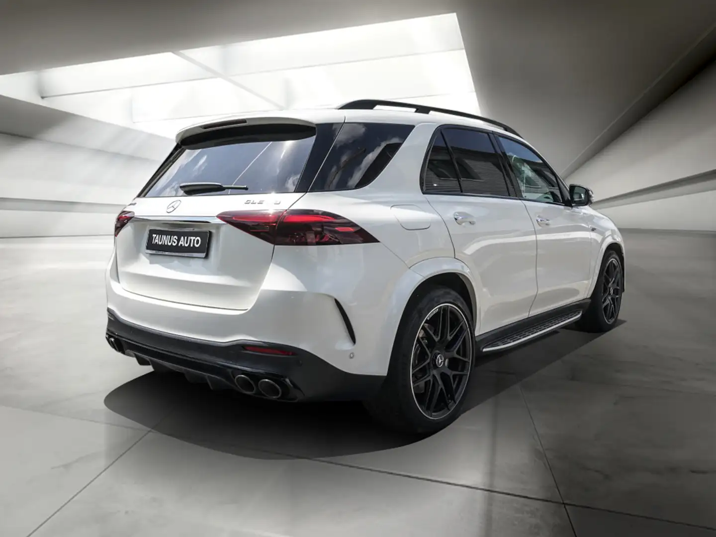 Mercedes-Benz GLE 53 AMG PREMIUM PLUS CARBON PANO MASSAGE Biały - 2