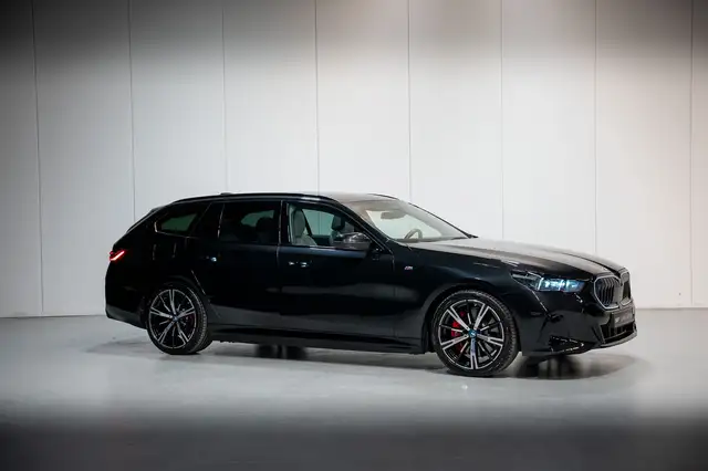 BMW i5 i5 eDrive40 / NAVI / CAM