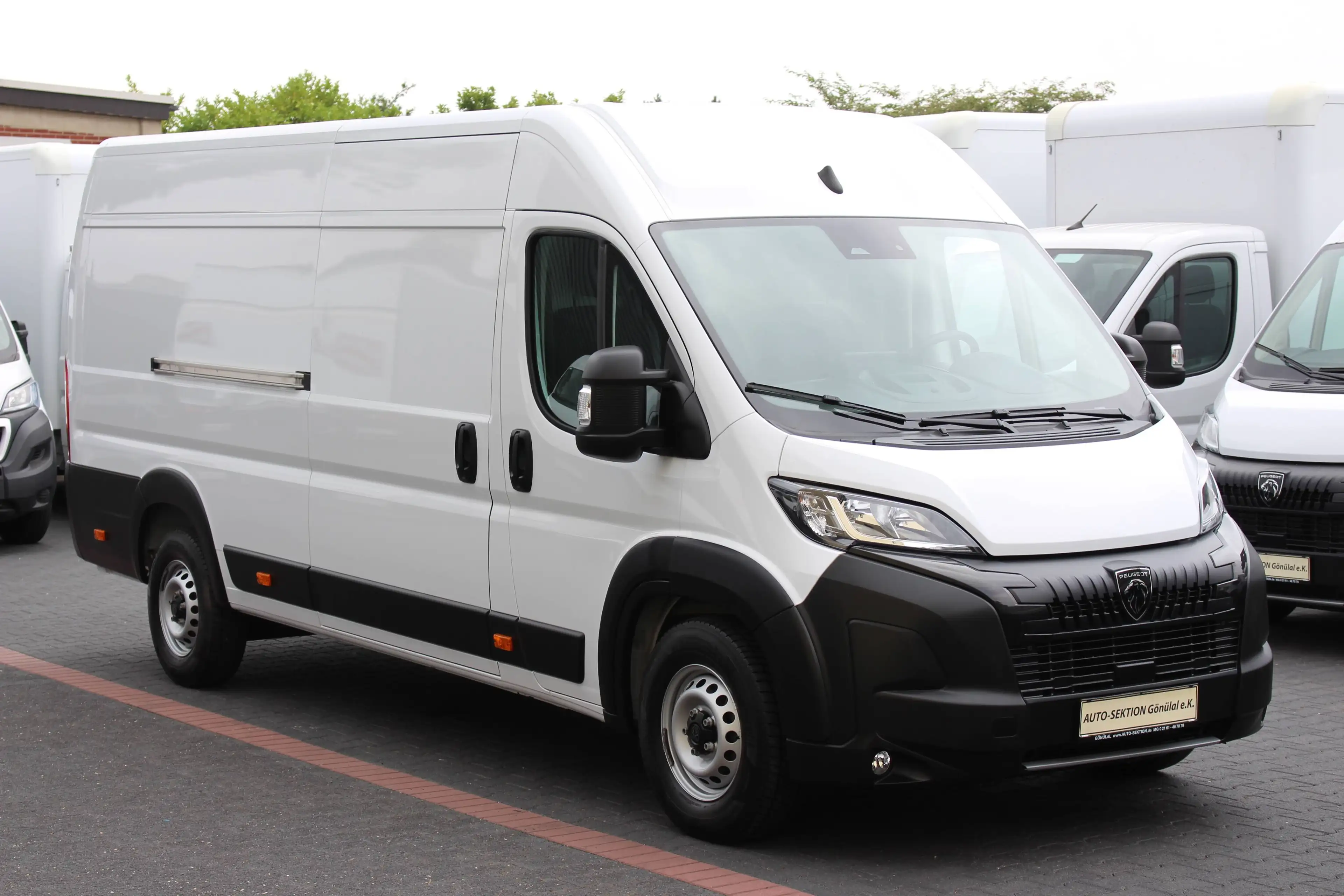 Peugeot Boxer 35 L4H2 140 *Klima*Kamera*Tempo*Navi*Holz