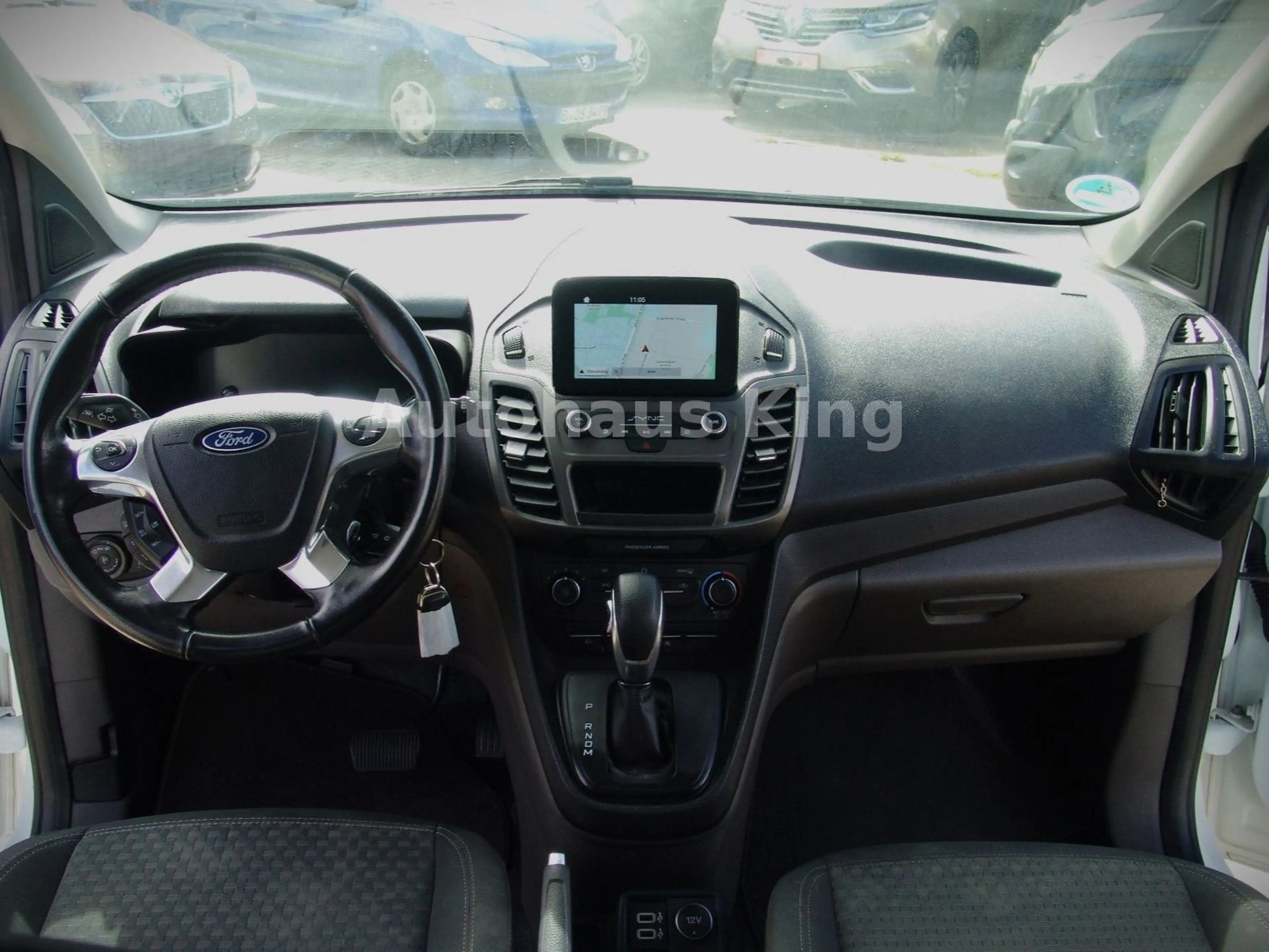 Ford Tourneo Connect Trend - NAVI/AUTOM/5Si — photo 5