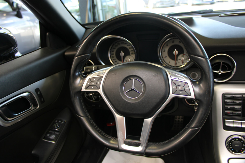 Mercedes-Benz SLK 200 CGI BlueEFFICIENCY - Panorama - — photo 13