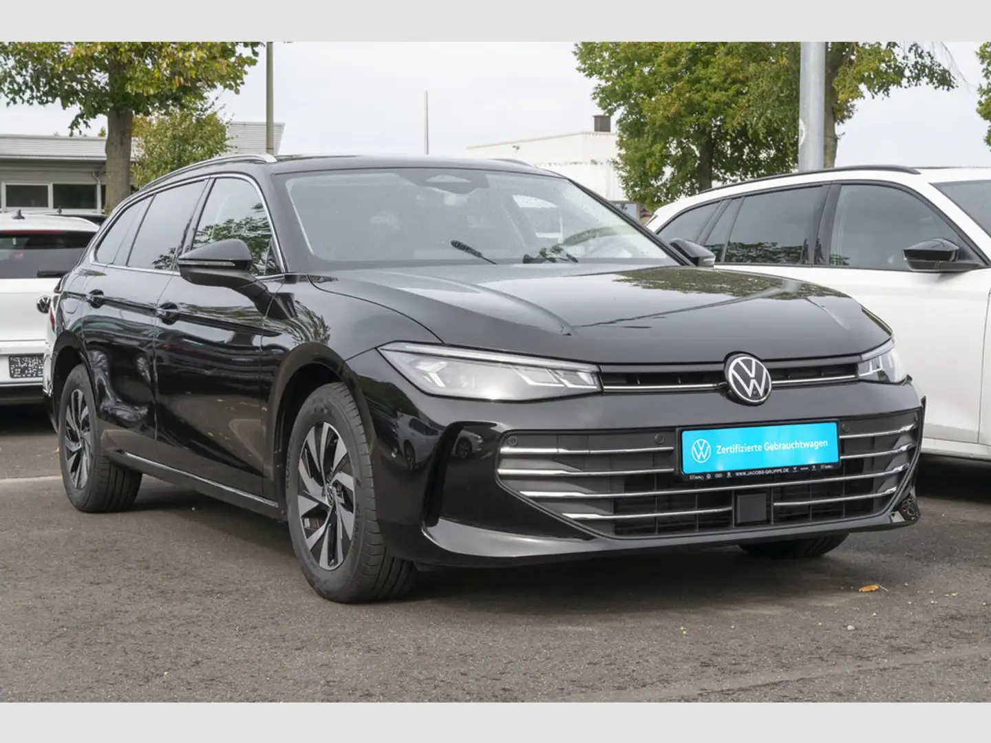 Volkswagen Passat Variant 2.0 TDI DSG Business AHK, IQ.D Schwarz - 2
