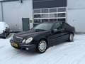 Mercedes-Benz E 500 Elegance Sedan V8 2002 Youngtimer Pano E500 Schwarz - thumbnail 1