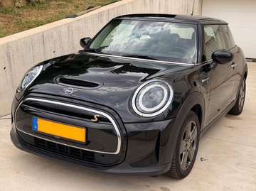 Mini Cooper SE MINI Resolute Edition