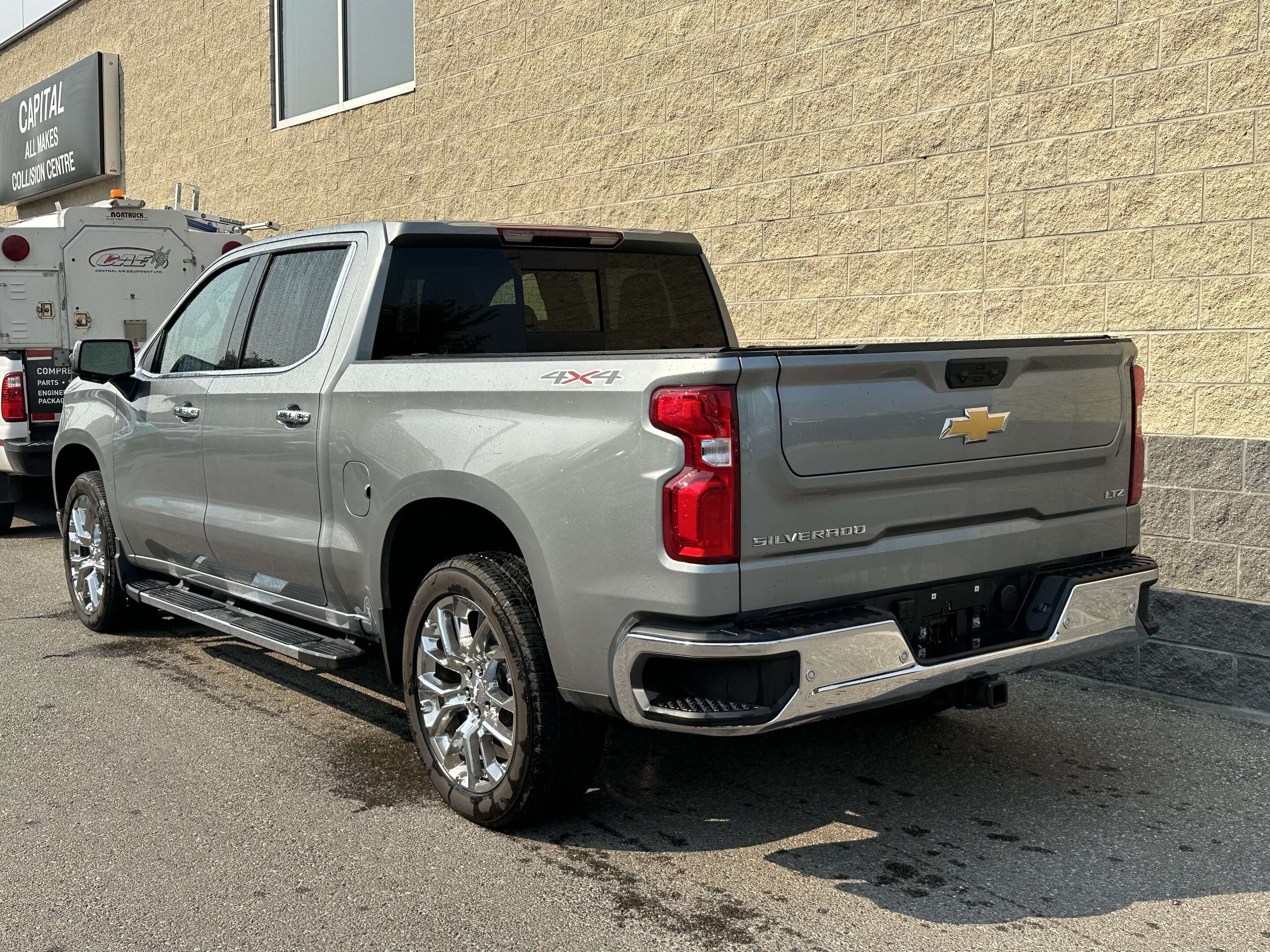 2026 Chevrolet Silverado 1500 LTZ — снимка 1