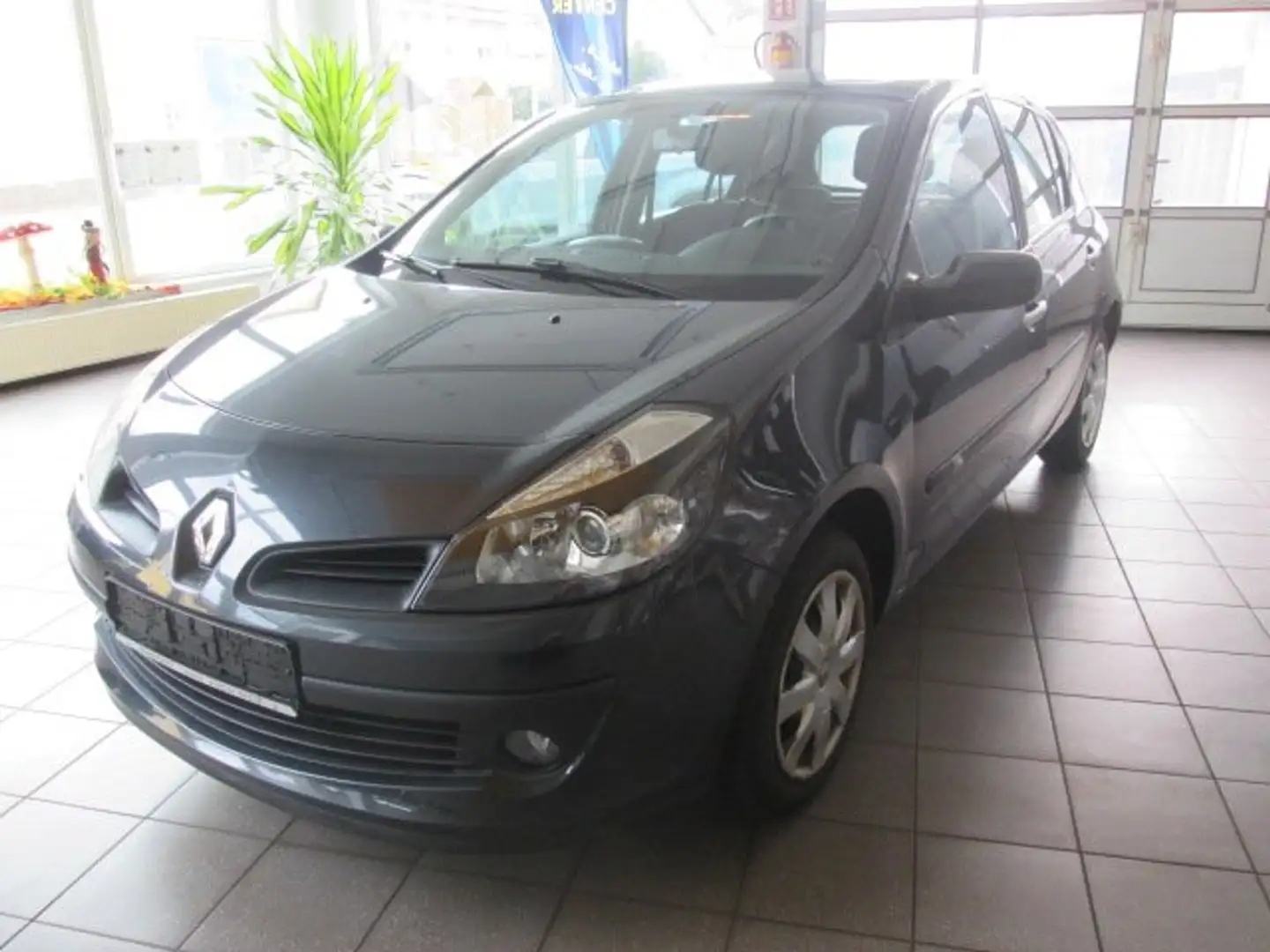 Renault Clio Edition Dynamique Klimaanl. +el. Schiebedach - 1