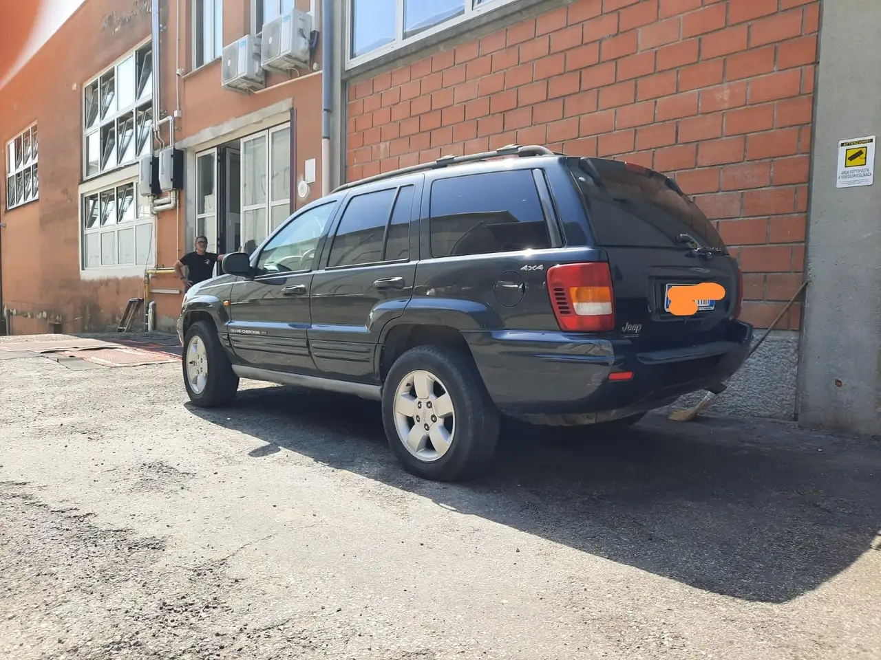 Jeep Grand Cherokee 5.9 Limited LX auto, foto 5