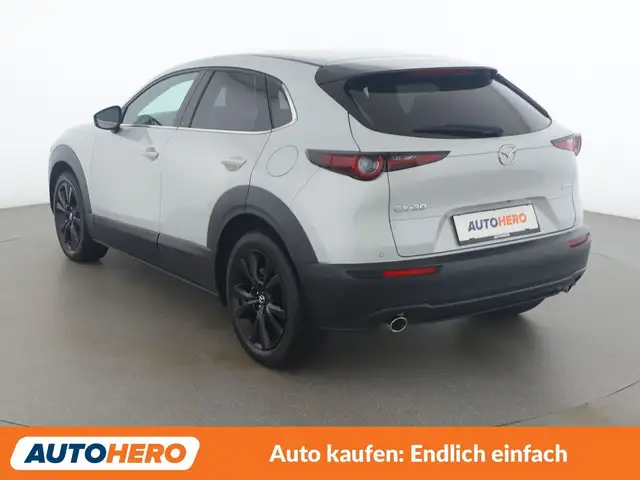 Mazda CX-30 view 4