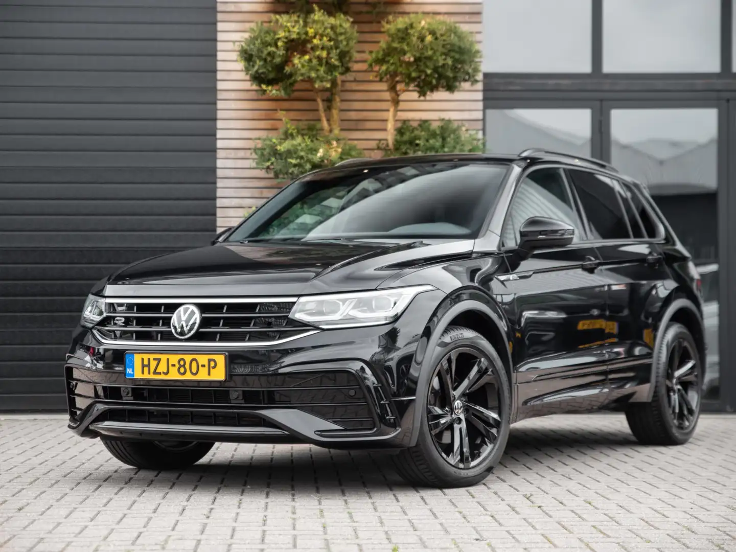 Volkswagen Tiguan 1.5 R-Line Business+ / Black Edition / Adaptive Cr Noir - 1
