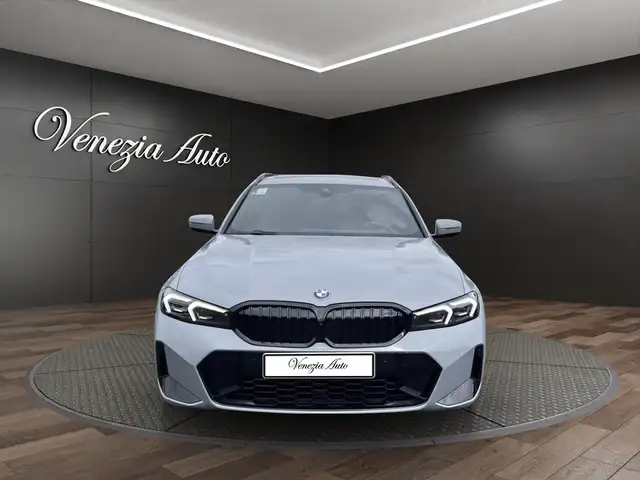 BMW 3 Series view 2