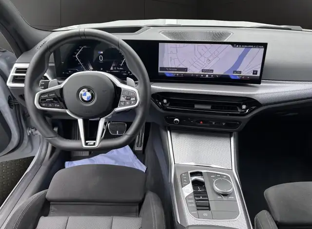 BMW 3 Series view 7