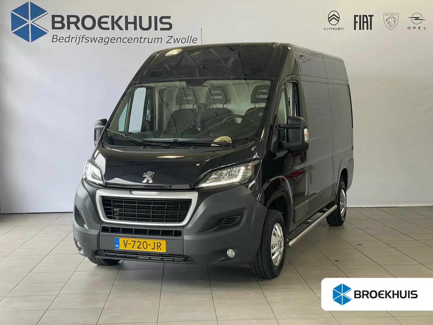 Peugeot Boxer 330 2.0 BlueHDI L2H2 Premium Pack | Achteruitrijca - 1