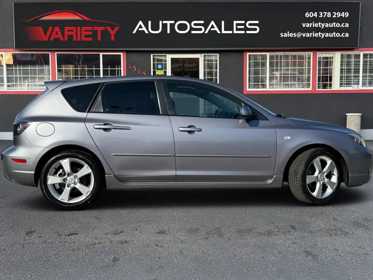 Mazda 3 снимка Mazda 3