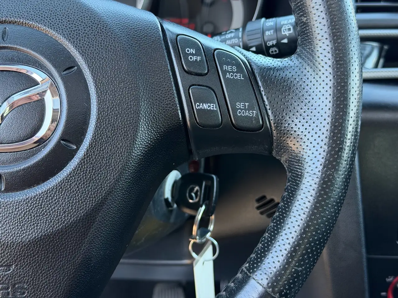 Mazda 3 снимка Mazda 3