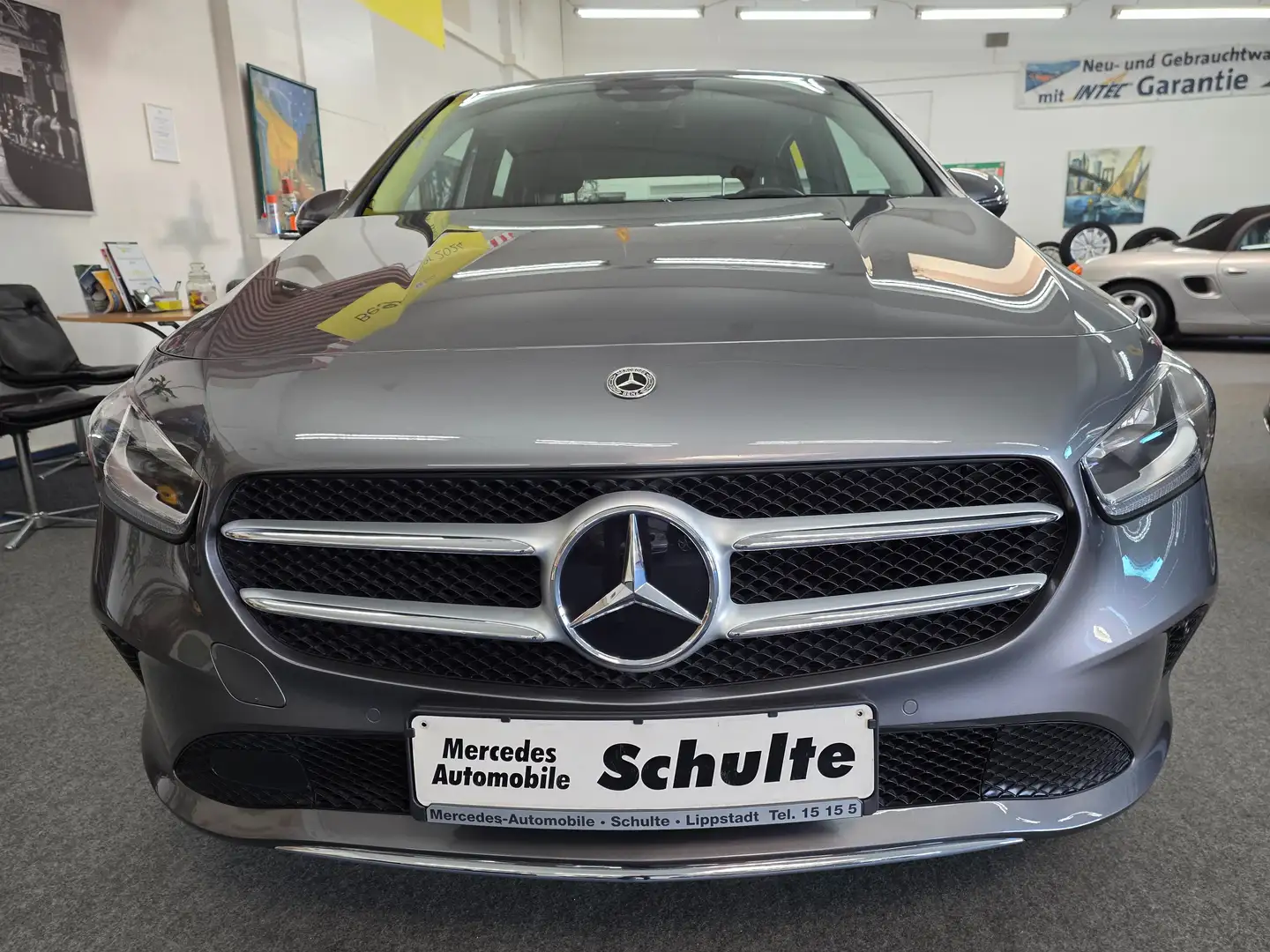 Mercedes-Benz B 180 7G-DCT Progr. Multi Media MBUX,DAB,SpurAssist,Navi Grau - 2