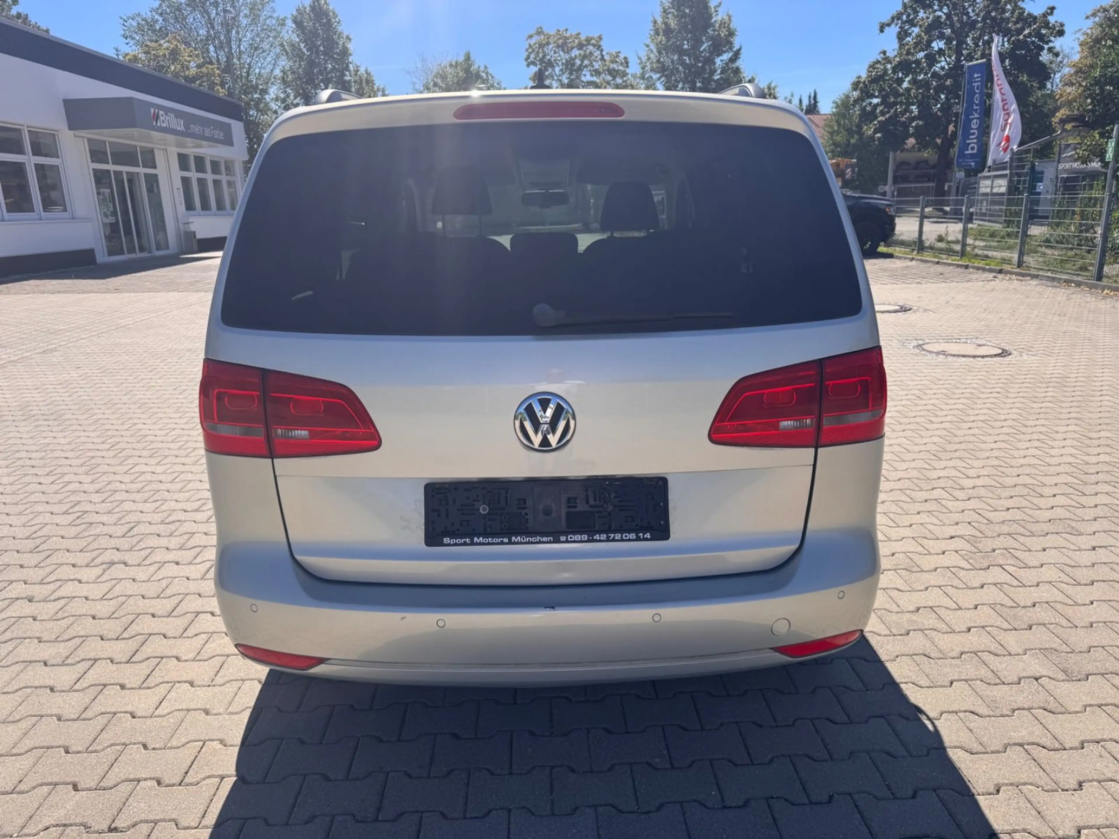 Volkswagen Touran 1,4TSI Style 1.HAND AHK NAVIGATION — photo 4