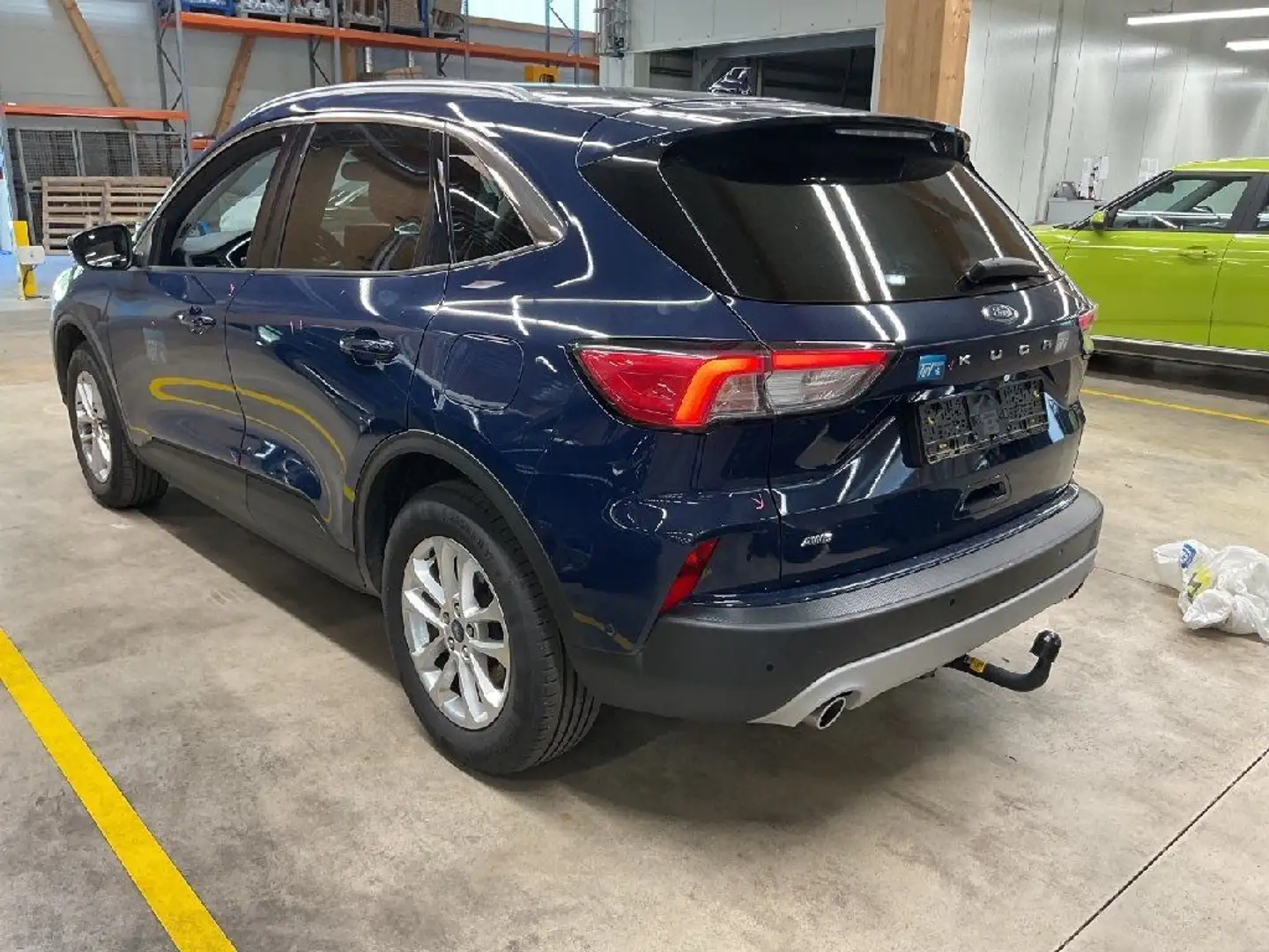 Ford Kuga 2.0 4x4 Aut. Titanium X LED 140KW Navi BLIS Blau - 2