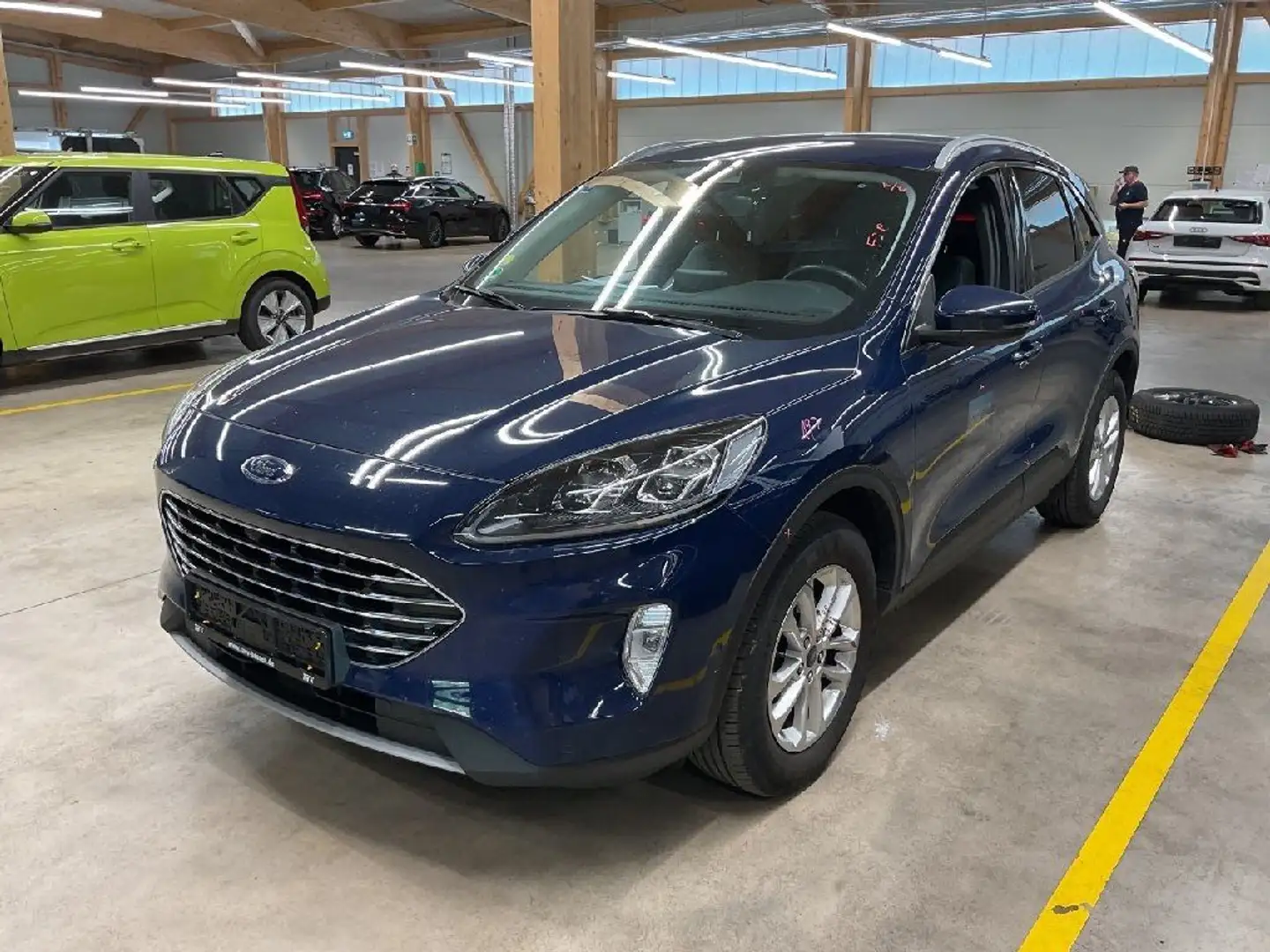 Ford Kuga 2.0 4x4 Aut. Titanium X LED 140KW Navi BLIS Blau - 1