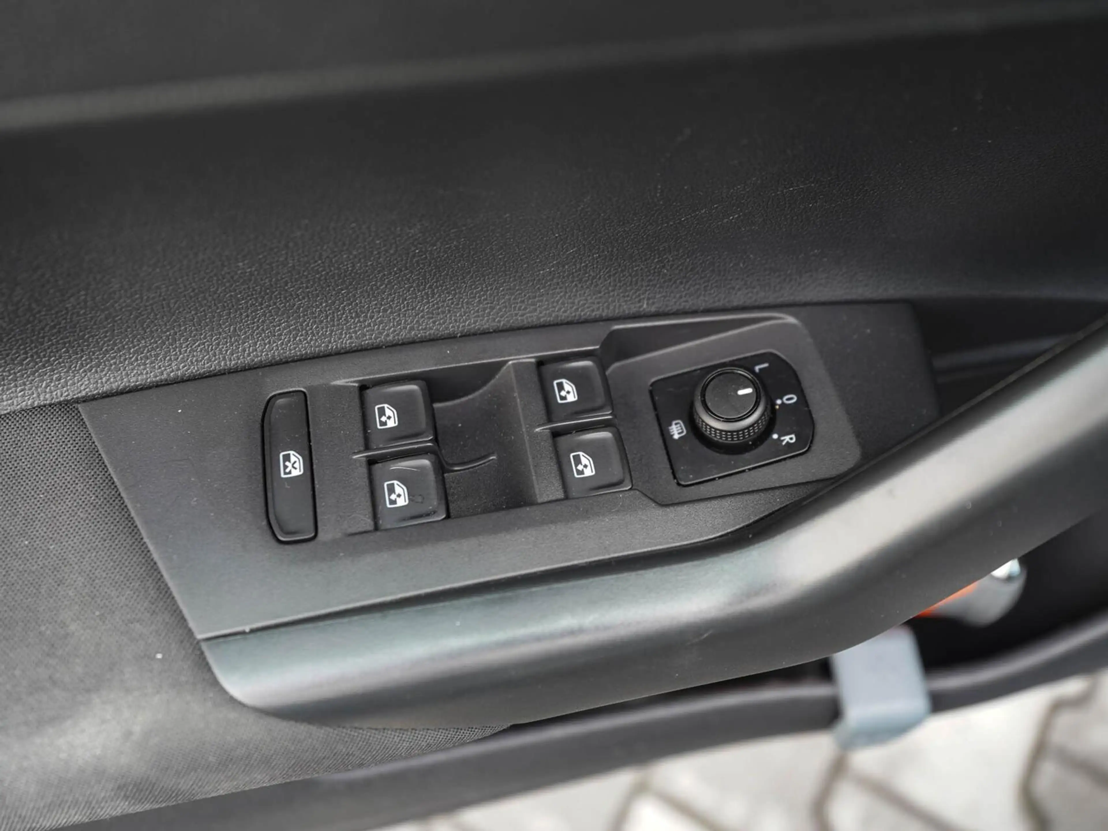 Volkswagen Polo 1.0 TSI 95pk Comfortline Business | Navigatie | 2x — photo 18