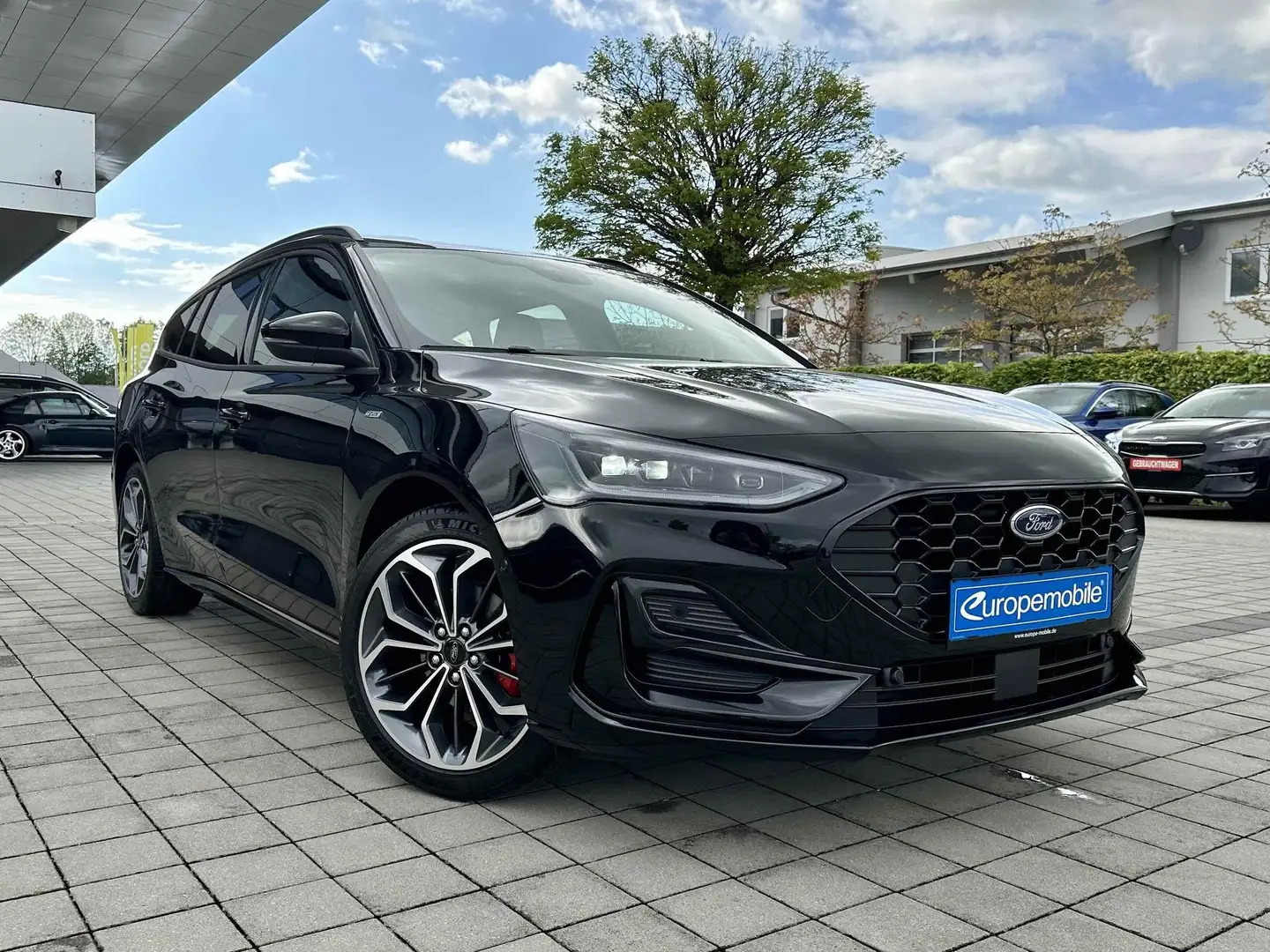 Ford Focus Turnier ST-Line X (D6) 155 PowerShift MATRIX|B&... Schwarz - 1
