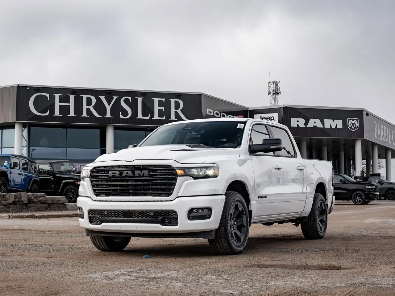 RAM 1500 снимка RAM 1500