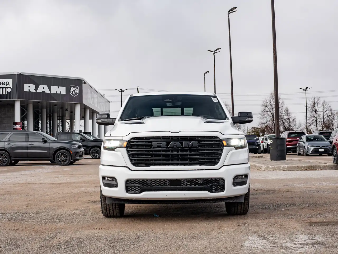 RAM 1500 снимка RAM 1500
