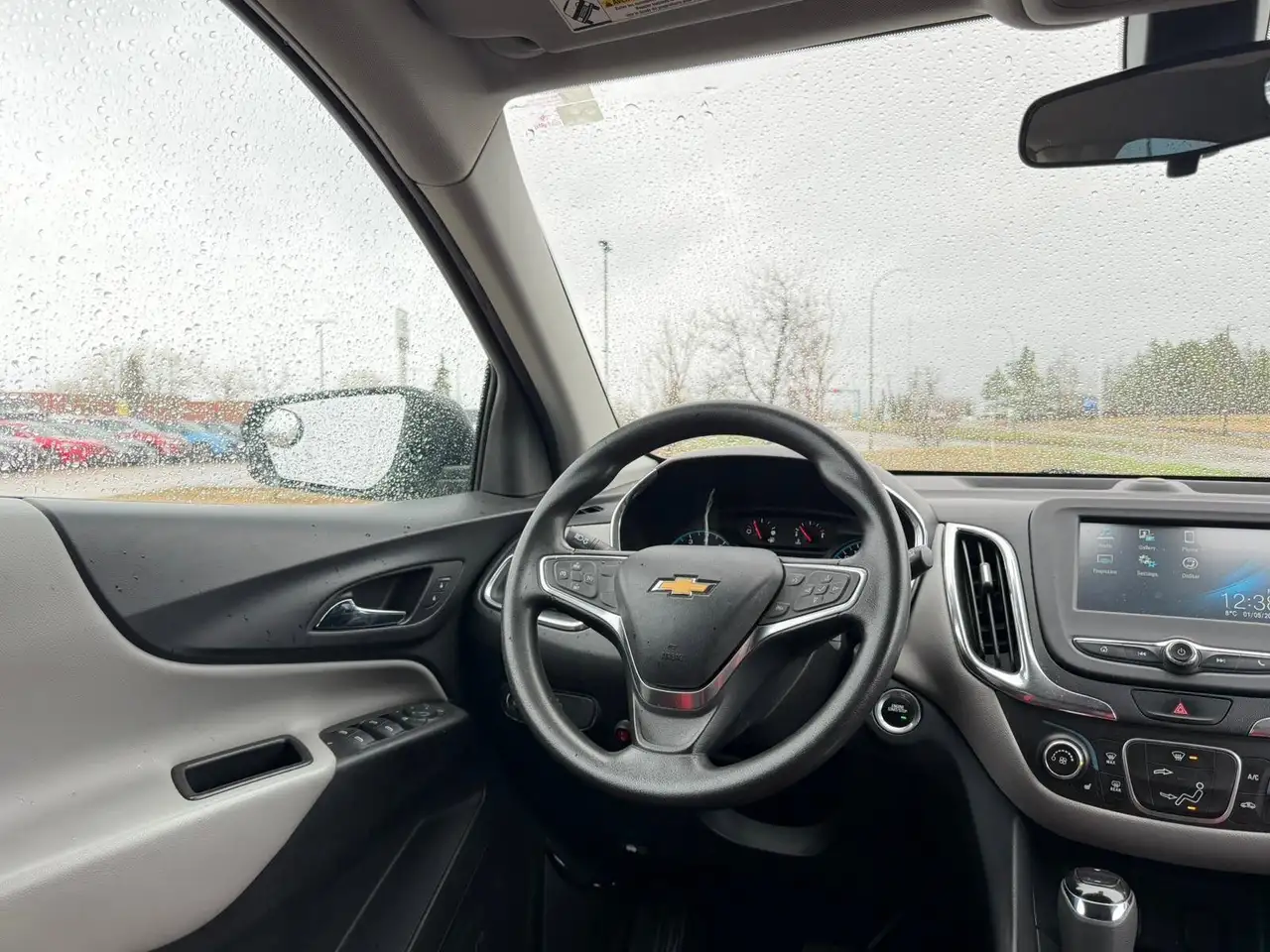 Chevrolet Equinox снимка Chevrolet Equinox