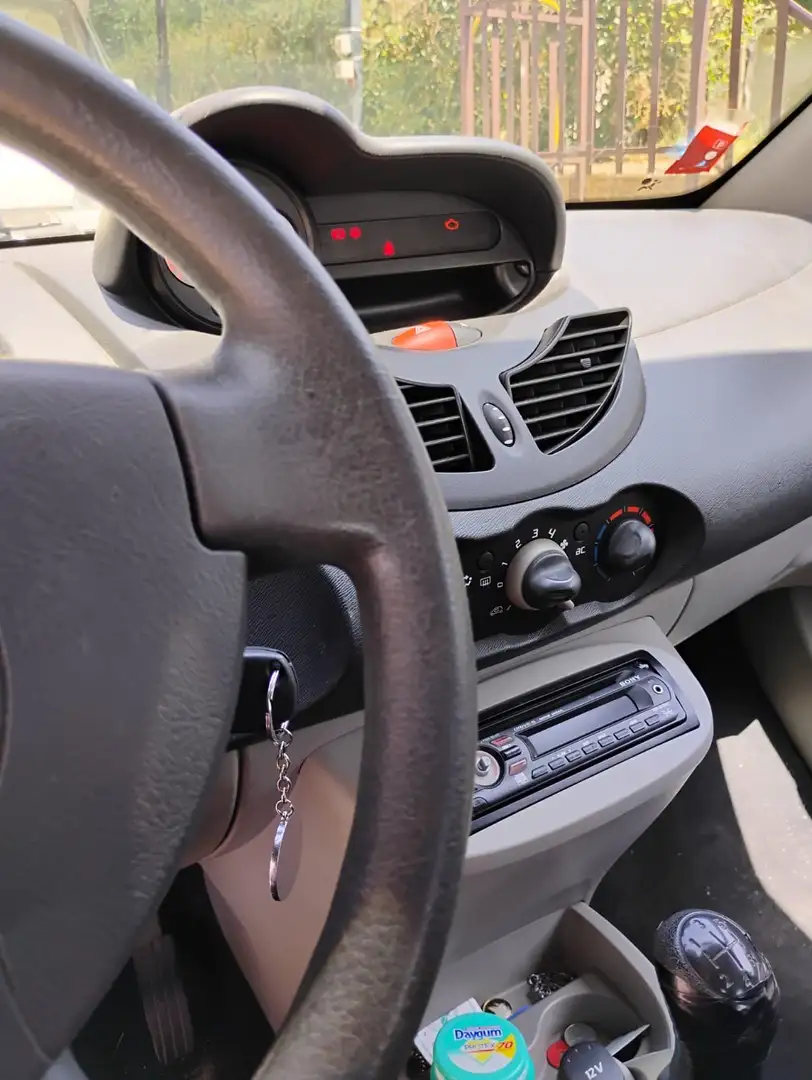 Renault Twingo 1.5 dci Dynamique 65cv - 1