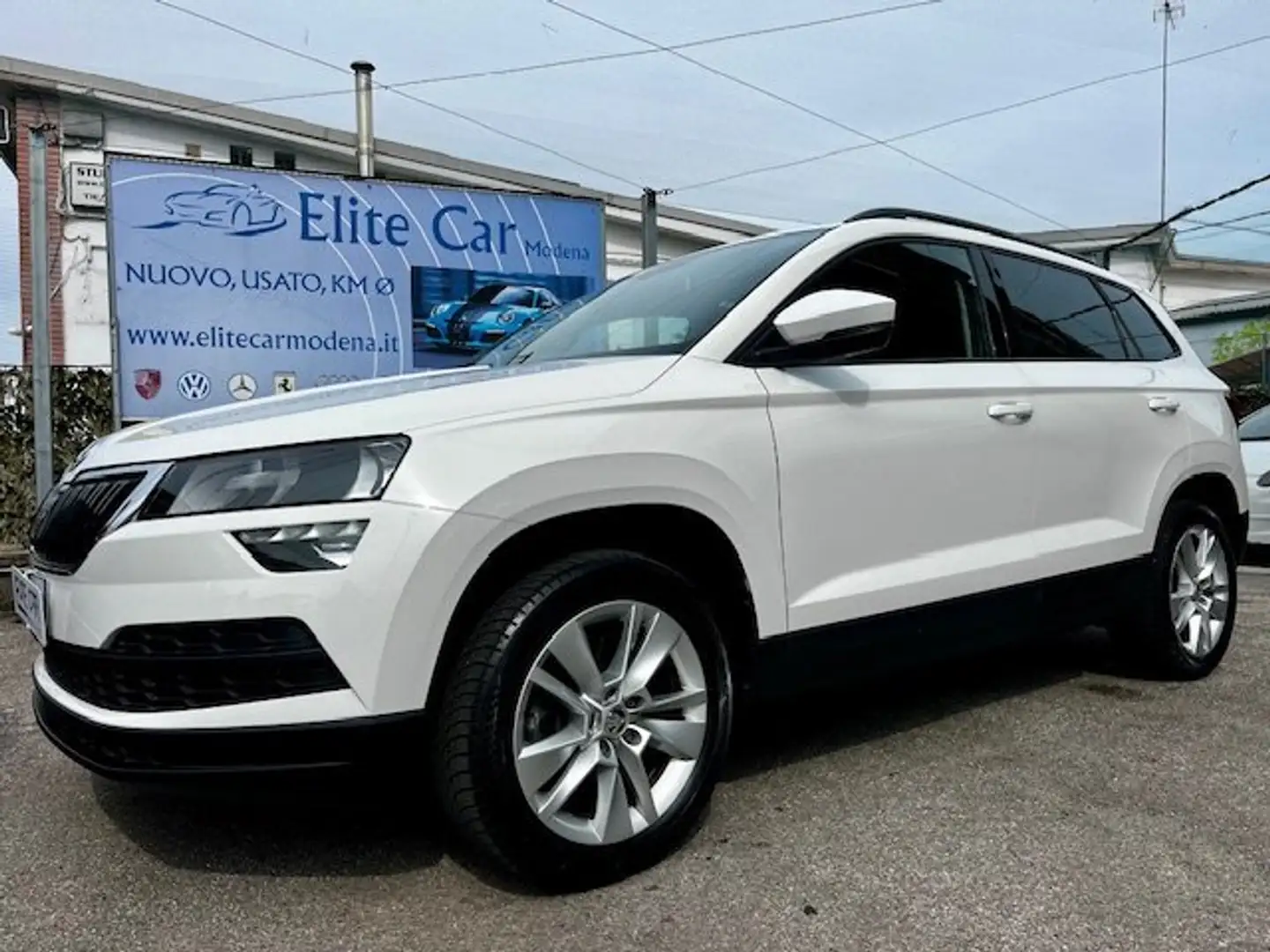 Skoda Karoq 1.0 Tsi Ambition 115 cv " TAGLIANDI SKODA " Blanc - 1