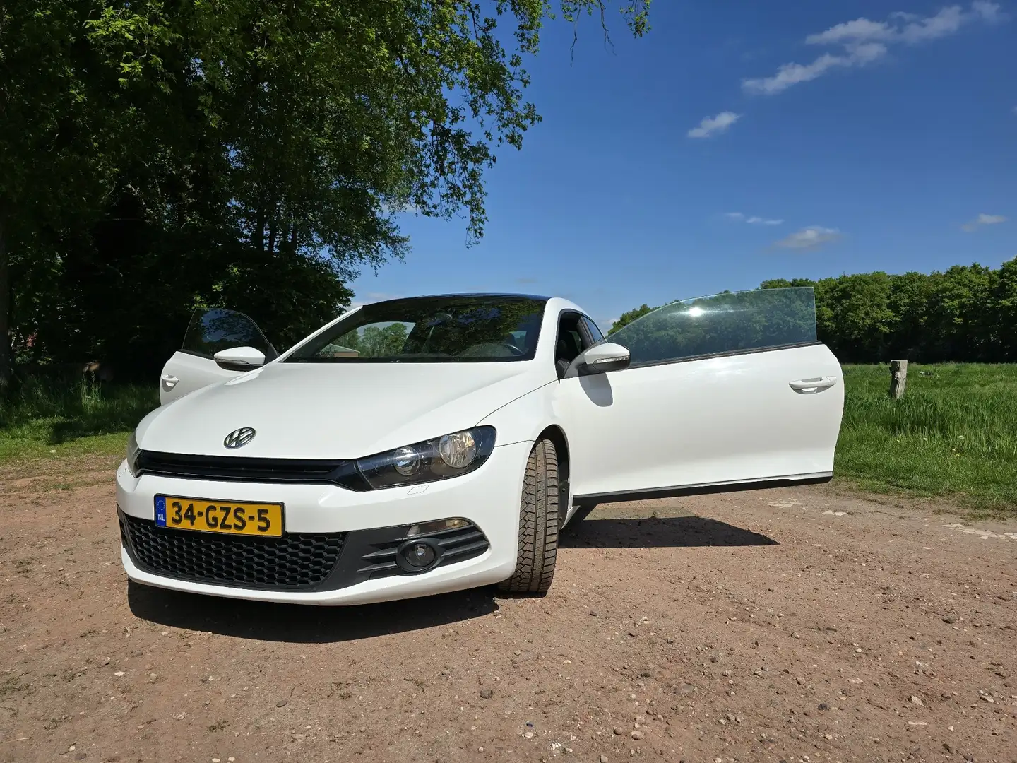Volkswagen Scirocco 2.0 TSI Highl. Plus Wit - 1