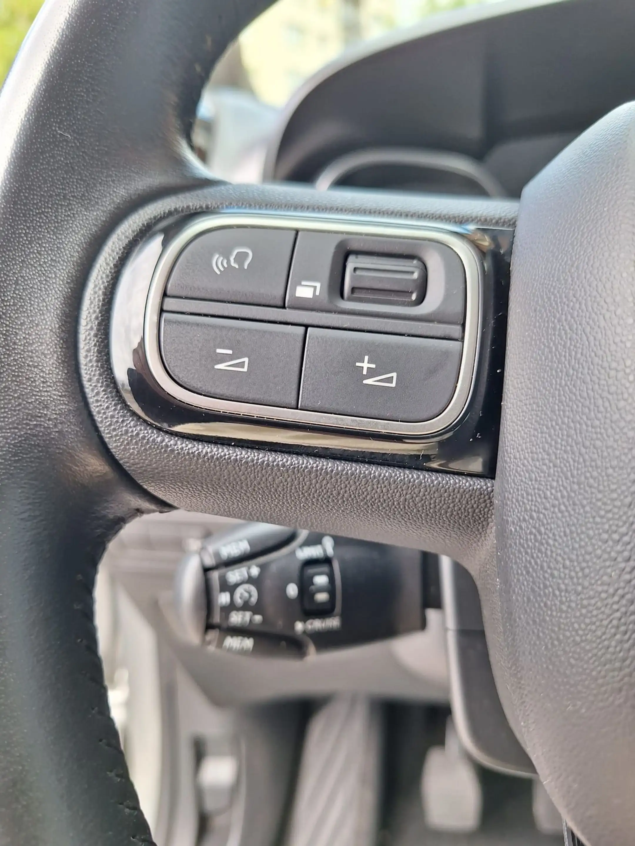 Citroen C3 Aircross 1.5 BlueHDi 100 S&S man6 Business GPS — photo 31