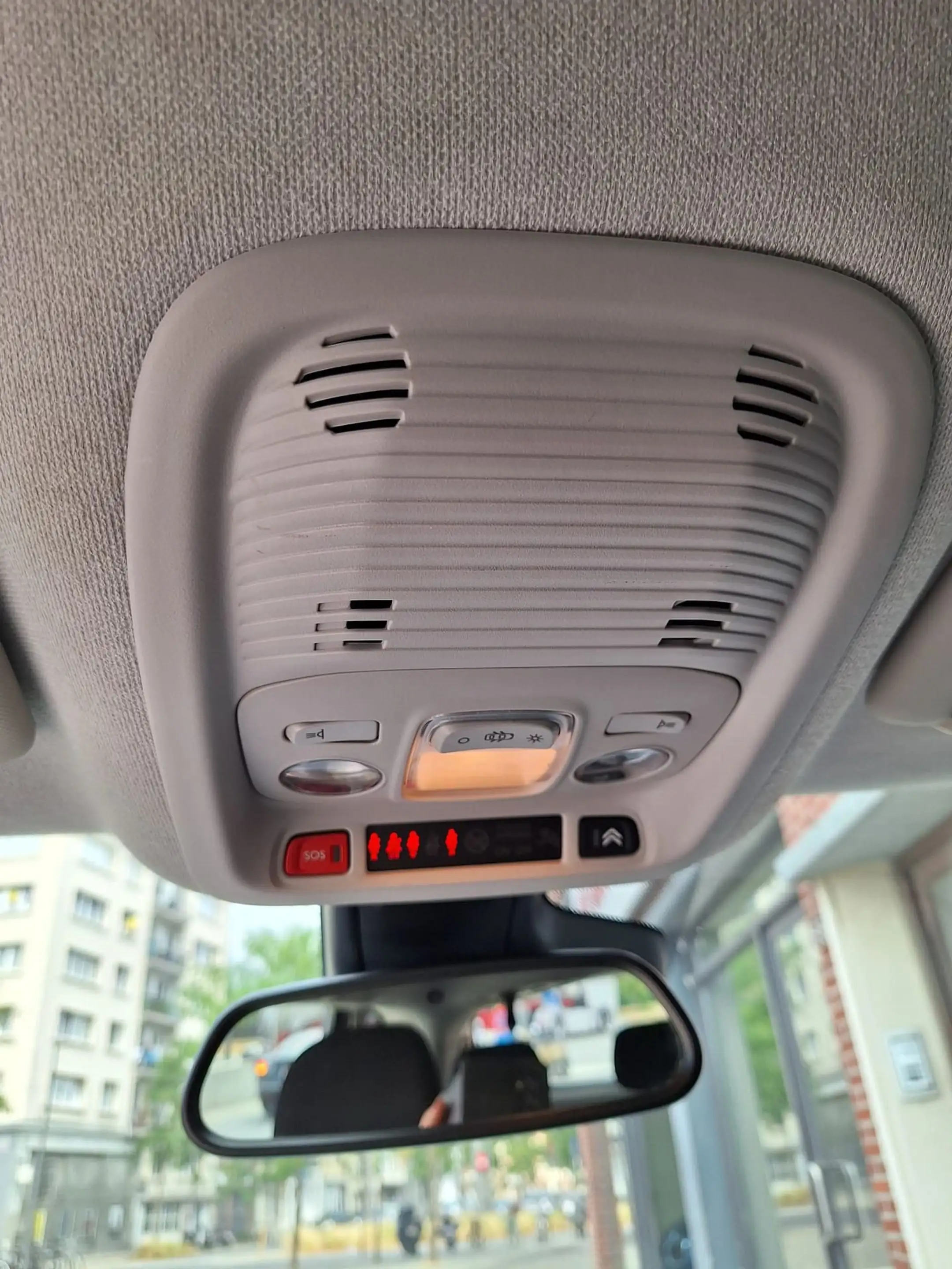 Citroen C3 Aircross 1.5 BlueHDi 100 S&S man6 Business GPS — photo 37