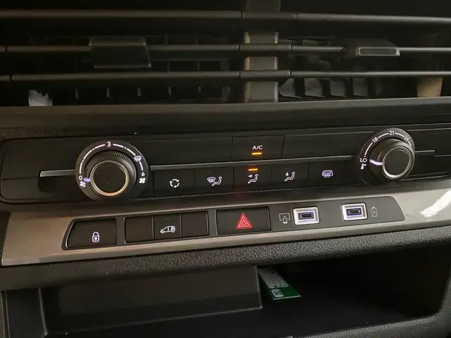 Peugeot Expert view 11