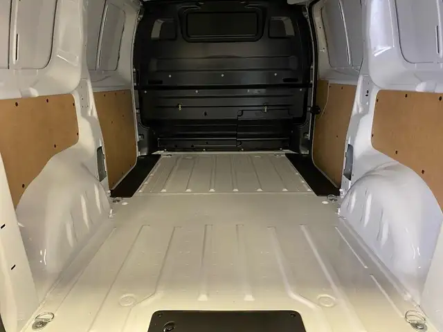 Peugeot Expert view 9