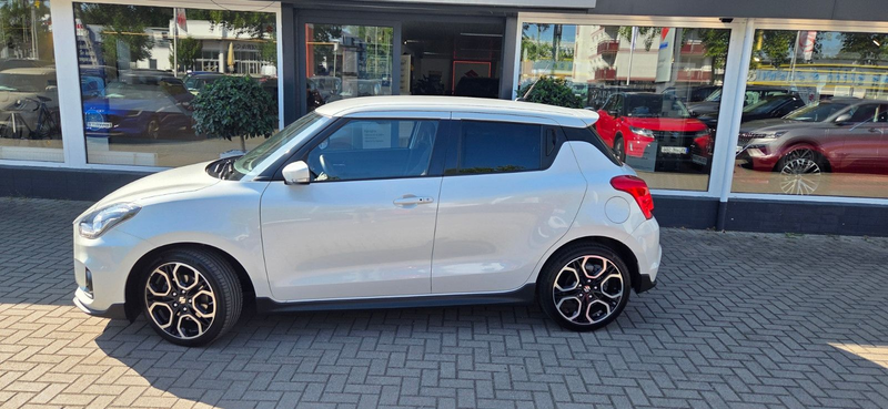 Suzuki Swift 1.4 BOOSTERJET HYBRID Sport — photo 4