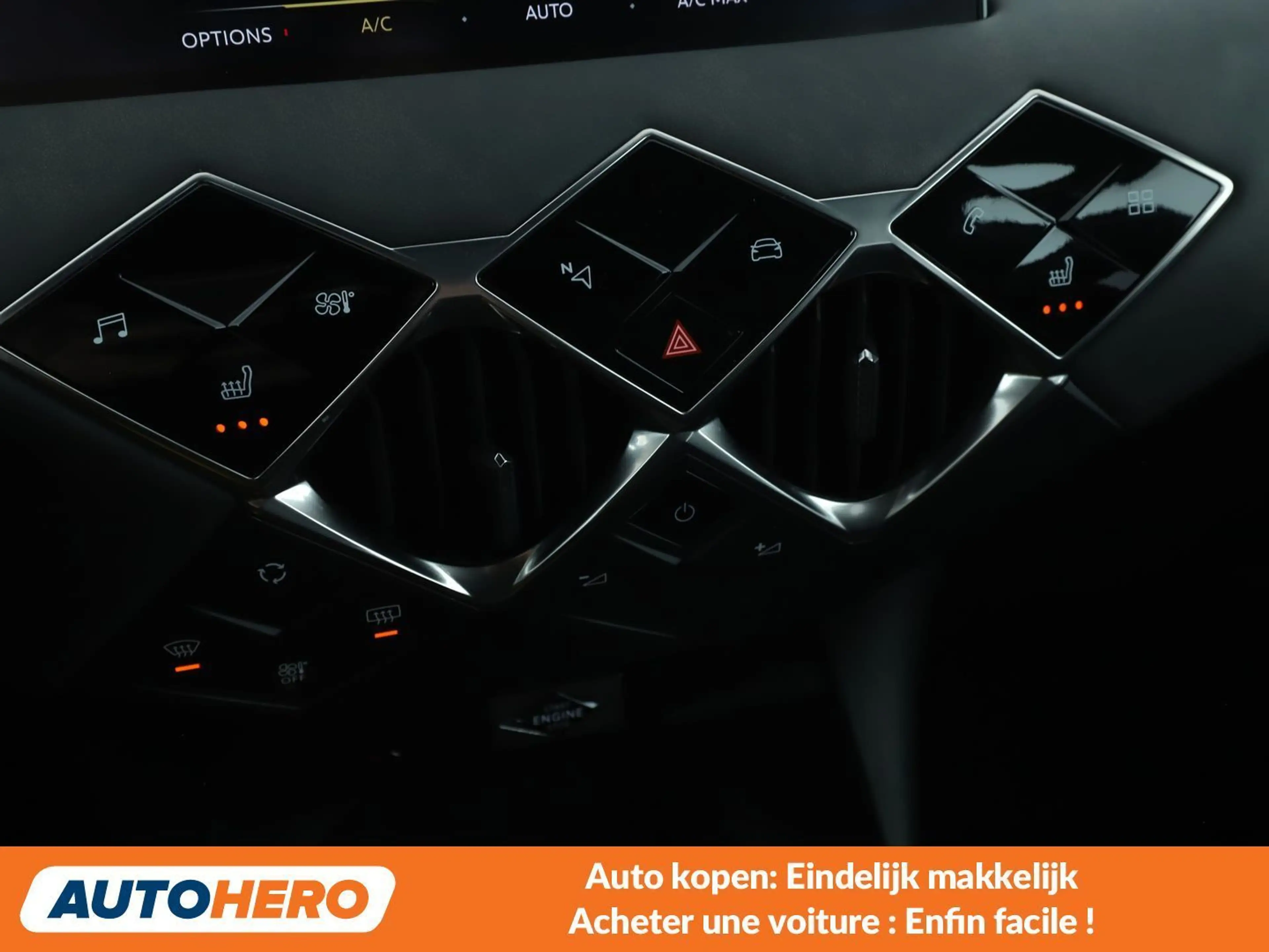 DS Automobiles DS 3 Crossback 1.2 PureTech Grand Chic — photo 14