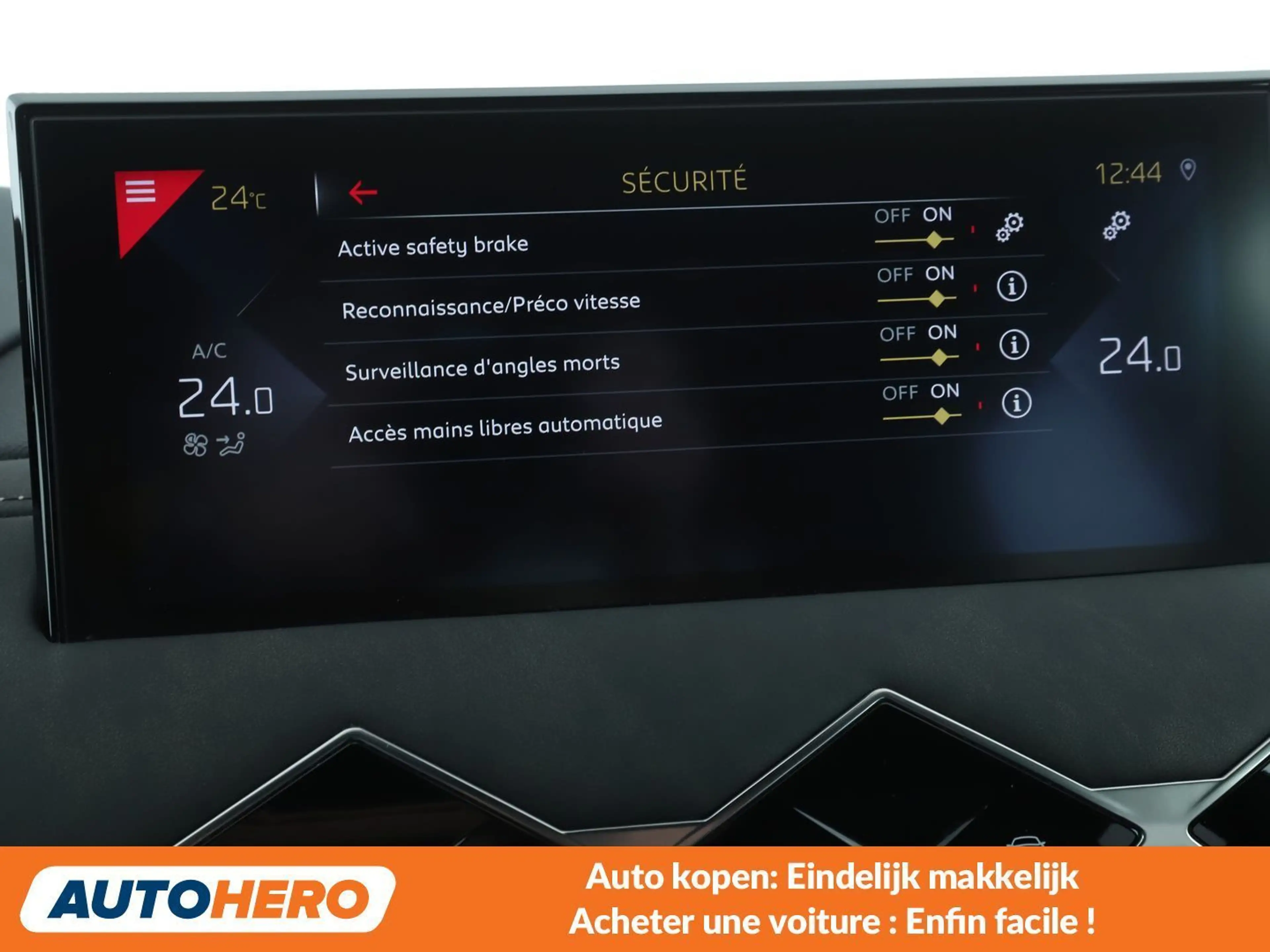 DS Automobiles DS 3 Crossback 1.2 PureTech Grand Chic — photo 10