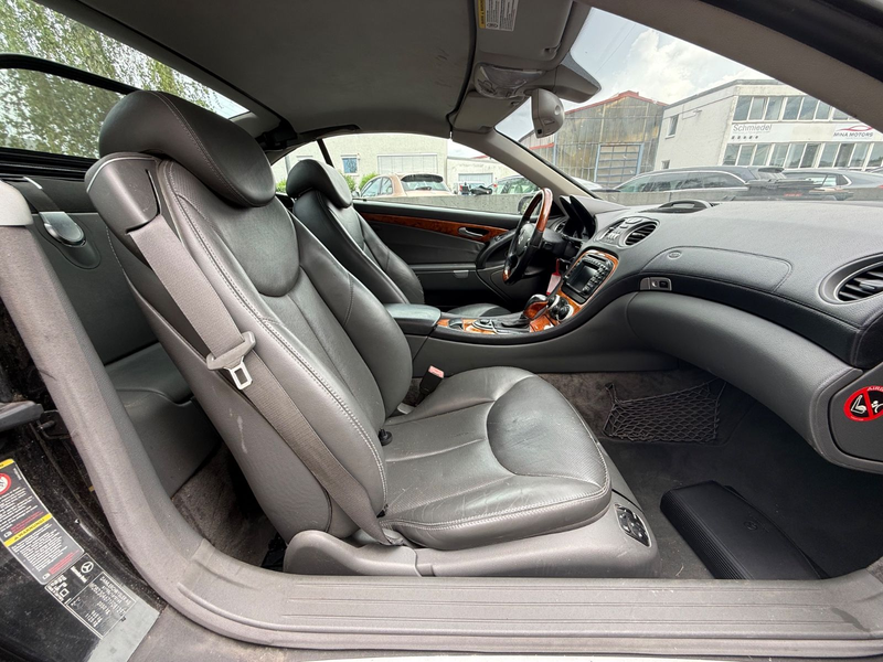 Mercedes-Benz SL 350 — photo 10