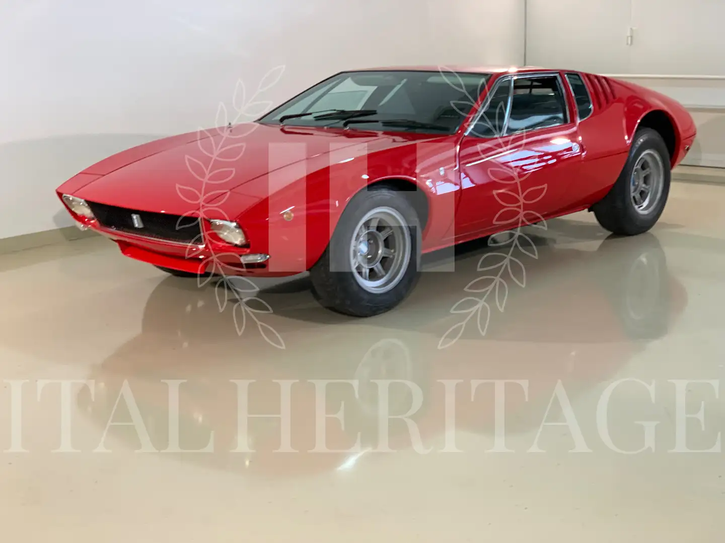 De Tomaso Mangusta Rosso - 1